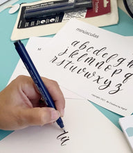 Cargar imagen en el visor de la galería, ¡Taller de Lettering con Brush Pen!

